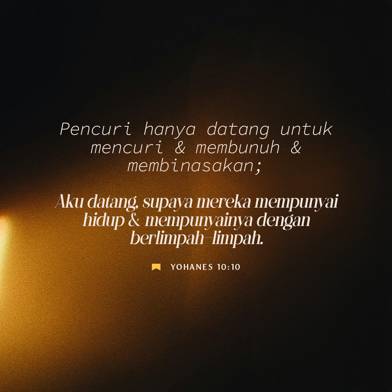 Tukli pussies bilan etuk porno aktrisalar Ofisdagi rus pornosi xojayinni bezovta qiladi