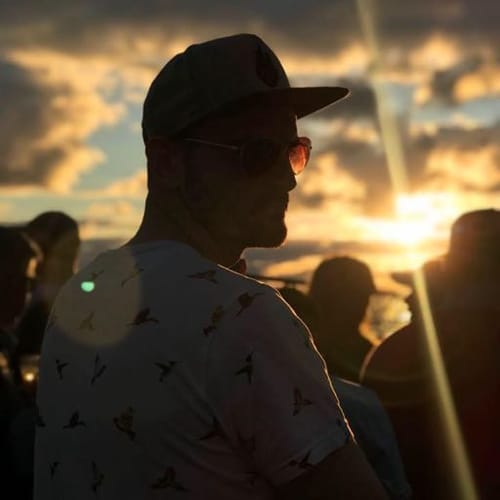 Bible profile picture for @Ticket