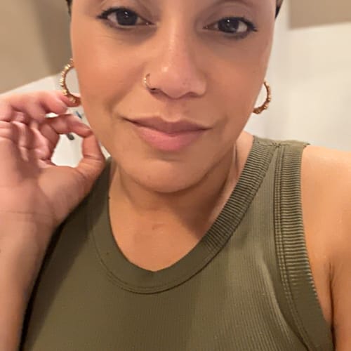 Bible profile picture for @elissa