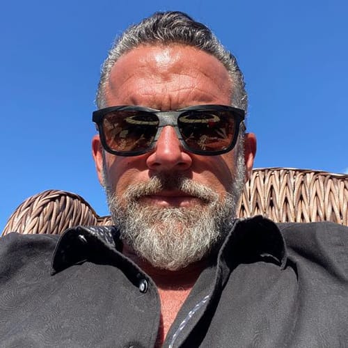 Bible profile picture for @Pivotal