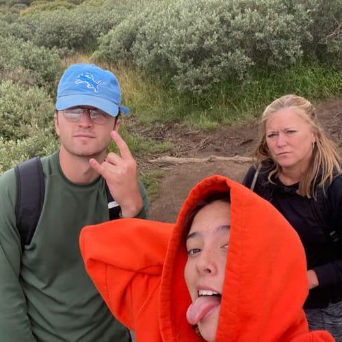 Bible profile picture for @hayloft