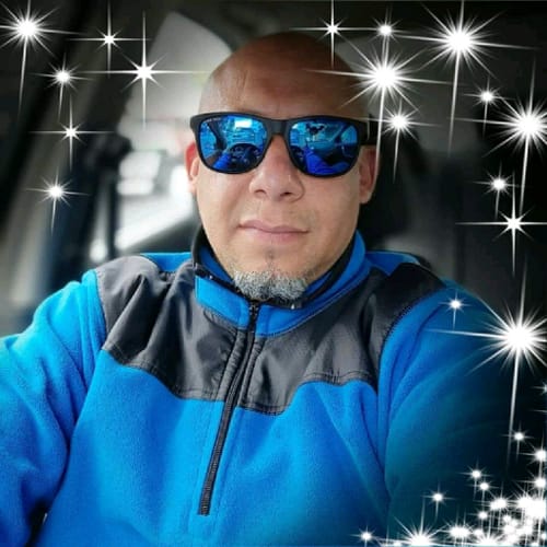 Bible profile picture for @Sebitas80