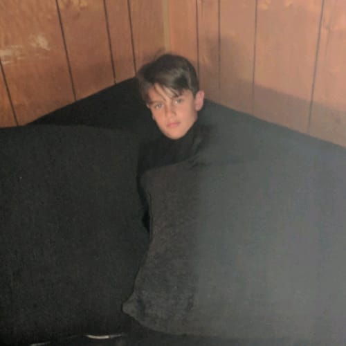 Bible profile picture for @weakness