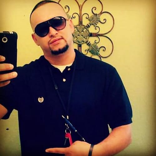Bible profile picture for @TomGarcia