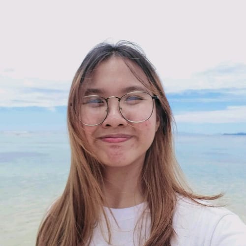 Bible profile picture for @LiaS