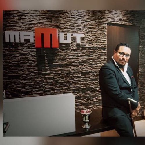Bible profile picture for @mamut